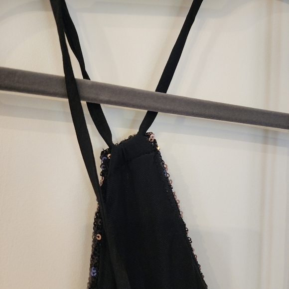 Sequin mini halter dress - Picture 5 of 6